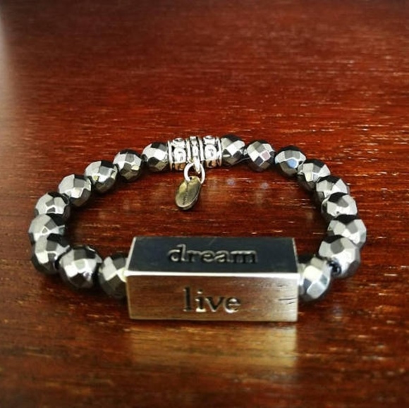 Handmade: Live, Love, Laugh, Dream gem bracelet - Picture 2 of 7